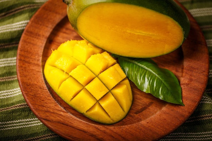 Mango Season Is Here, & We’re Making Mango Based Desserts